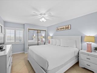 Holiday Surf and Racquet Unit 102 - Destin - 8