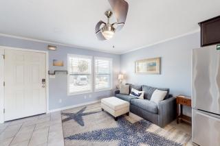 Island Gardens 103 - 7