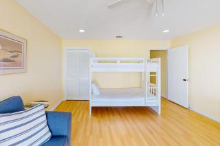 Front Beach Retreat B2 - 6