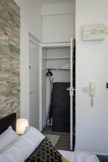 Seaside Suite 1 - Beautiful Long Stay Studio on Lord Street - 9