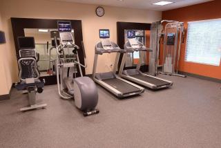 Hampton Inn & Suites Albany at Albany Mall - Albany - 1
