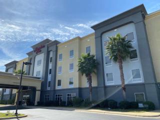 Hampton Inn by Hilton Leesville Fort Johnson - Leesville - 0