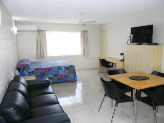 Rover Motel - 2