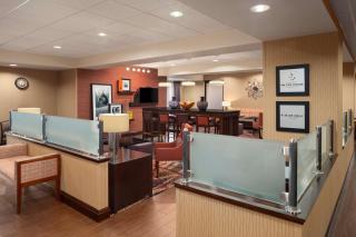 Hampton Inn Belle Vernon - Belle Vernon - 8