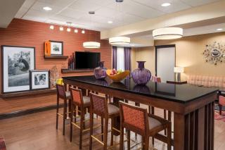Hampton Inn Belle Vernon - Belle Vernon - 6