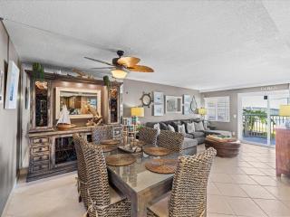 Holiday Surf and Racquet Unit 116 - Destin - 5