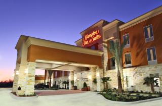 Hampton Inn & Suites Winnie - Winnie - 8
