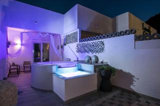 CASA MIKELE by Sarikas - SEA SIDE SUITES and STUDIOS -adults only - 7