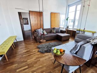Luxury Penthouse with Giga Terrace in Buda Center - Budapest - 9