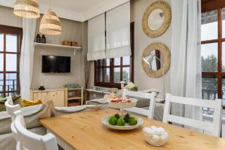 Azure Breeze - Coastal Chic Getaway by the Sea - Psakoudia - 5