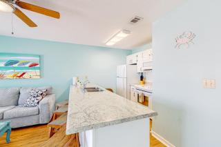 Front Beach Retreat B1 - 5