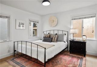 Amazing location! Luxurious beach cottage.Ocean views - Manhattan Beach - 3