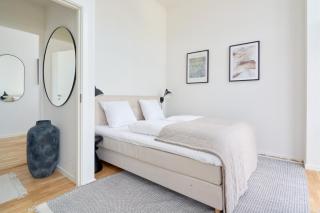 Cozy and Bright Apartments with Private Car Park - 6