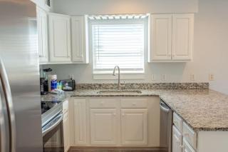 For Fox Sake - Freshly remodeled 6br/6ba with a pool! - Gulf Shores - 6