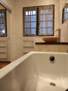 Maisonnette 1 chambre Climatisation Calme Jardin BBQ Plages - La Seyne-sur-Mer - 2