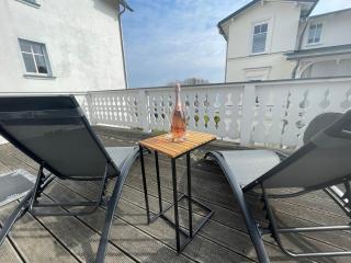 Villa Seestern - Ferienhaus mit Meerblick - Sassnitz - 3