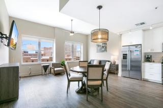 Magnificent Condo near Local Favorite Spots - New Orleans - 1