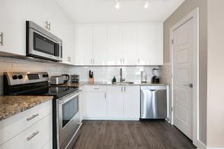 Magnificent Condo near Local Favorite Spots - New Orleans - 2