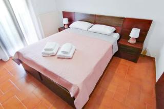 Μονοκατοικία με θέα τη Χώρα - 1