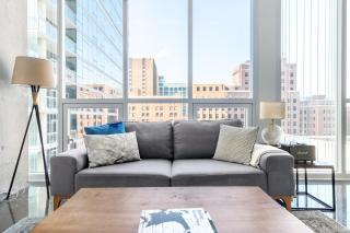 River N 1BR w Gym Pool nr L stop Beach CHI-358 - 8