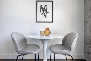 River N 1BR w Gym Pool nr L stop Beach CHI-358 - 5