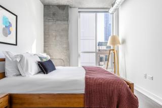 River N 1BR w Gym Pool nr L stop Beach CHI-358 - 2