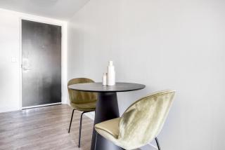Central Sq Studio w Gym WD Roof nr T BOS-616 - 6