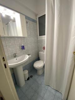 Comfy and Convenient by the Beach - Varkiza - 9