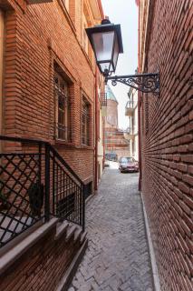 Apartment On Saadi Str Old Tbilisi - 5