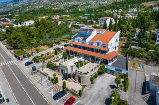 Hotel Vicko - Starigrad-Paklenica - 3