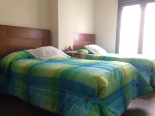 La plazuela Navaluenga - 2