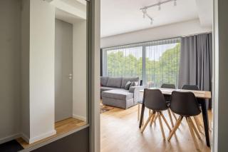 Perfect location, air-conditioning, big balcony, private parking! - Pärnu - 5