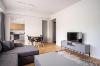 Perfect location, air-conditioning, big balcony, private parking! - Pärnu - 6