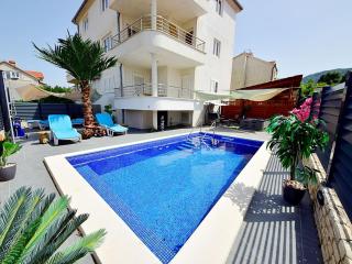 Apartment Mirroni by Interhome - Stari Grad (Cittavecchia) - 0