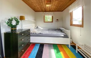 Cozy Home In Tvååker With Kitchen - Tvååker - 8