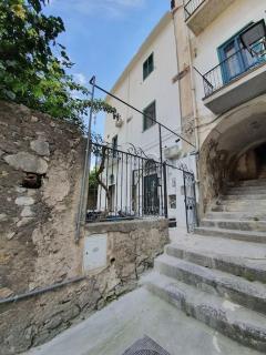 L & F Apartment's - Minori - 1