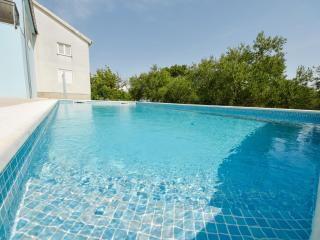 Holiday Home Elena by Interhome - Posedarje - 8