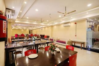 FabHotel GK Residency - New Delhi - 4