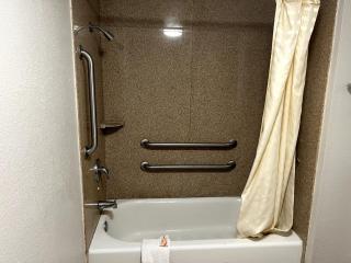 Budget Plaza Motel - Brooklyn Park - 2