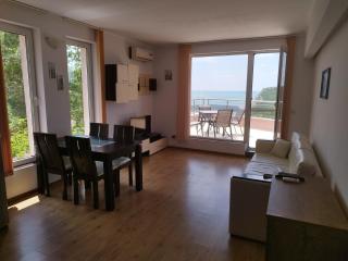 Green, quiet and beautiful 2! - Kavarna - 9