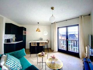 Appartement avec balcon Le nid doré - PLACE MORNY - 1