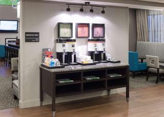 Hampton Inn & Suites Cedar Rapids - Cedar Rapids - 1