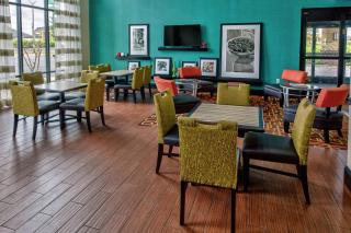 Hampton Inn & Suites Clarksville - Clarksville - 7