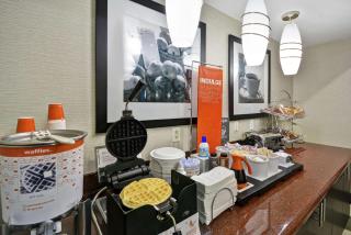 Hampton Inn & Suites Corpus Christi I-37 - Navigation Boulevard - Corpus Christi - 2