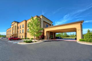 Hampton Inn Crossville - Crossville - 9