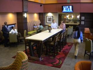 Hampton Inn & Suites Cincinnati / Uptown - University Area - 5