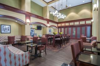 Hampton Inn and Suites Waxahachie - Waxahachie - 7