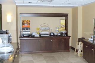 Hampton Inn & Suites Dayton-Airport - Englewood - 5