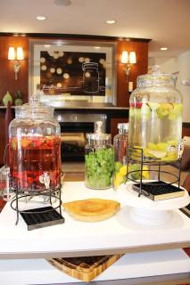 Hilton Garden Inn Falls Church - Falls Church - 4