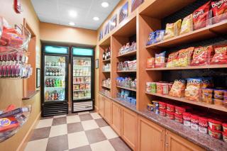 Hampton Inn and Suites Denver/South-RidgeGate - 2